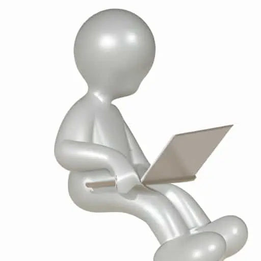 תמונה של אדם גולש באינטרנט על מחשב נייד, המייצגת את החשיבות של ניהול היסטוריית הגלישה.